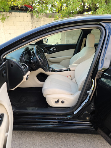 Chrysler 200 2.4 200c L4 At