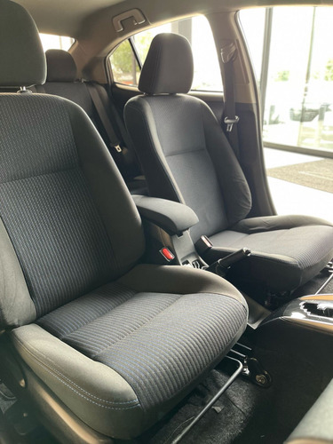 Toyota Yaris 1.5 16V FLEX SEDAN XL PLUS TECH MULTIDRIVE