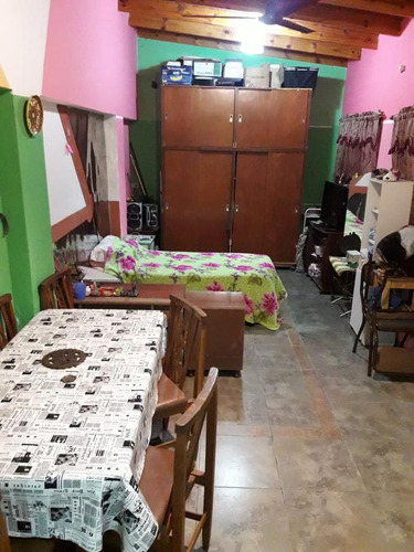 Casa En Venta - 3 Dormitorios 2 Baños - Cochera - 300mts2 - Ensenada