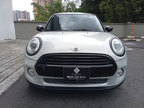 Mini Cooper 1.5 Aut