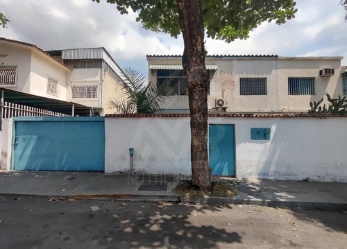 En Venta Casa En El Rosal Municipio Chacao Excelente Inversión De Uso Comercial Como Residencial