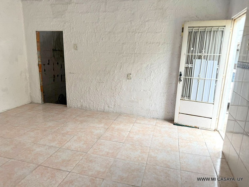Venta Casas +apartamento , Itazaingo , 3 Dormitorios, Jardin , Patio ,parrillero , Padron Unico