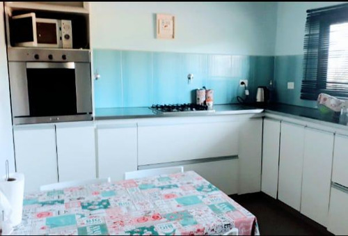 Casa En Venta 6 Ambientes En Barrio Santa Catalina, Lujan