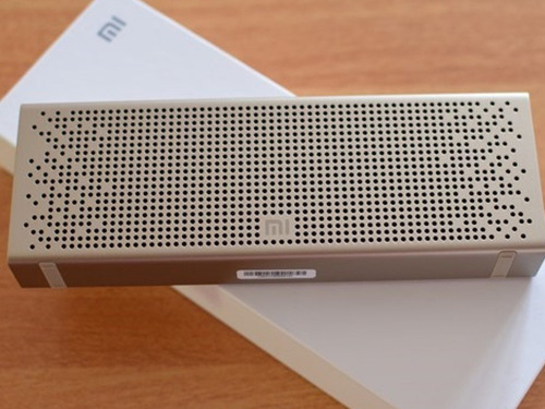 Caixa De Som Mi Bluetooth Speaker Xiaomi Dourado Portátil