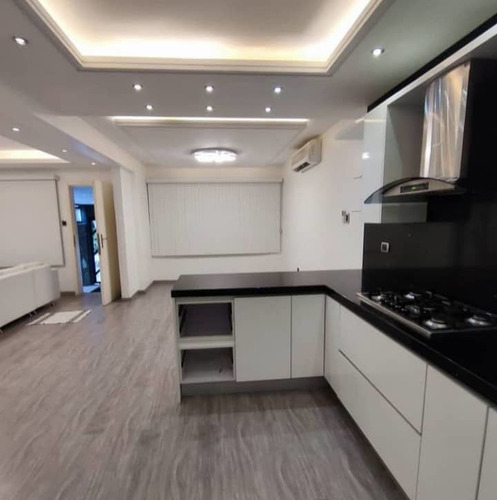 Imagen 6 de 9 de Vendo Townhouse 255m2 Zona Prebo Marzo 2022 Sandra Niño