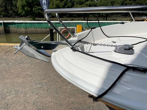 Imagen 4 de 11 de Arco Iris Fishing 6.0 Evinruder Etec 115hp Ecologico 2022