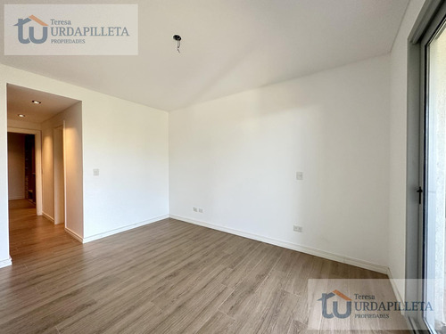 Departamento En  Venta Con 2 Dormitorios A Estrenar En Cristaline- Ayres Vila- Pilar