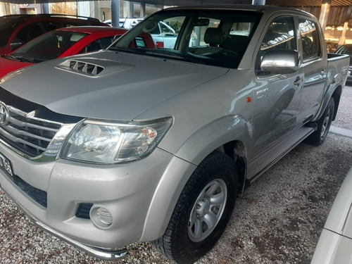 Imagen 5 de 6 de Toyota Hilux 4x2 Cab Dob Sr C/ab 3.0 Tdi72 2015
