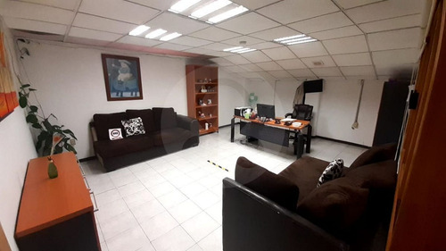 Bodega Comercial En Venta En Santa María La Ribera