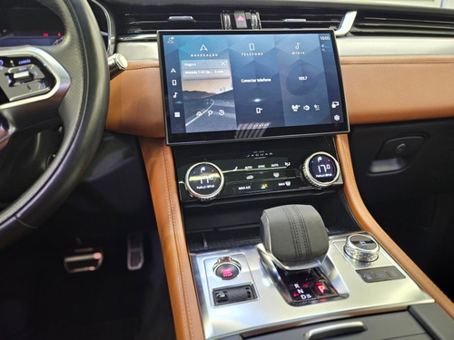 Jaguar F-PACE 2.0 P400e PHEV R-DYNAMIC SE AWD AUTOMÁTICO