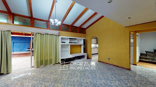 Casa En Venta De 5 Dormitorios 3 Baños 3 Estacionamientos