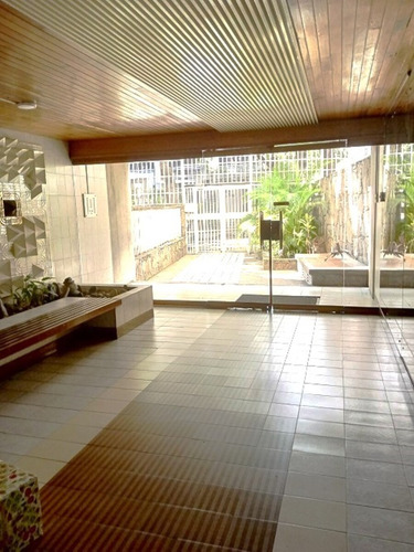 Apartamento En Alquiler 164m2 La Florida