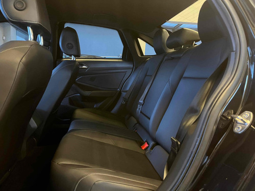 Volkswagen Jetta 1.4 250 TSI TOTAL FLEX R-LINE TIPTRONIC