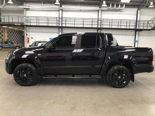 Imagen 15 de 25 de Volkswagen Amarok 2023 3.0 V6 Extreme Black Style