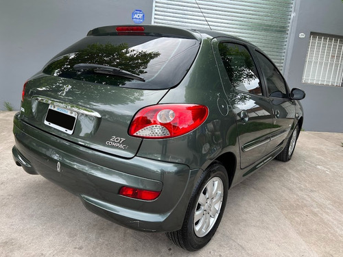 Imagen 19 de 25 de Peugeot 207 1.4 Hdi Allure 2012 / 5 Puertas / 1º Dueño