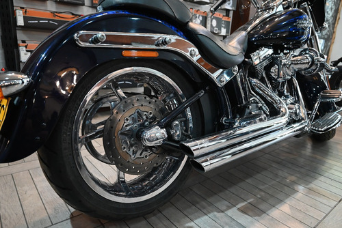 Imagen 10 de 15 de Harley-davidson Cvo Softail Convertible