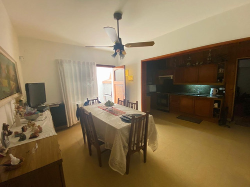 Imagen 4 de 16 de Casa En Venta En Lanús Este