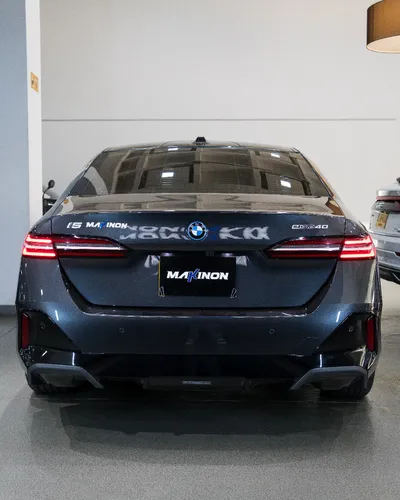 BMW i5 Xdrive 40 M