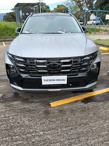 Tucson Híbrida