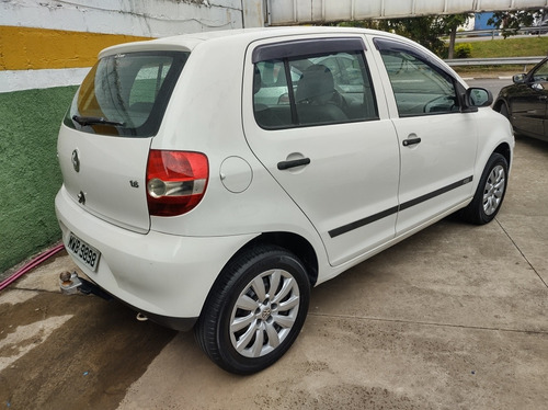 Volkswagen Fox 2006 1.6 Plus Total Flex 5p