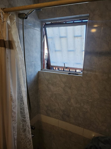 Casa En Venta De 2 Dorm. En Molina