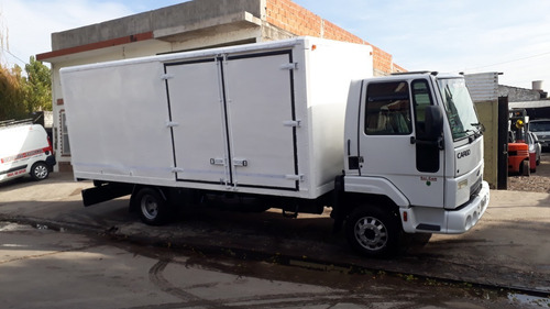 Ford Cargo 712 Semitermico
