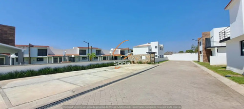 Casa En Venta En Oaxtepec Centro, Yautepec, Morelos