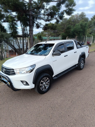 Toyota Hilux 2.4 D.cab. T.dsl Dx 4x4