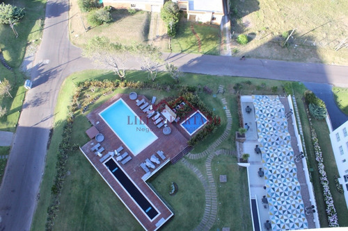 Apto 2 Dorm Y Balcón- Ref: 1251