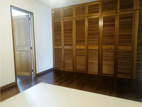 Alquilo Apartamento 300m2 Colinas De Tamanaco 9157