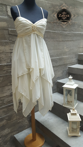 Vestido Varias Capas Bordadas A Mano De Novia. Civil. 15