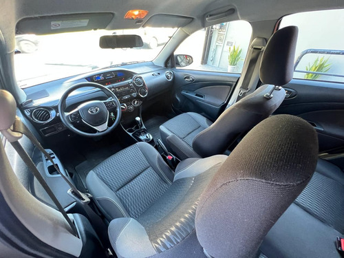 Toyota Etios XS Sedan 1.5 Flex 16V 4p Aut.