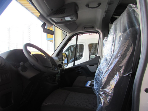 Imagem 12 de 14 de Renault Master Executiva L3h2 Prata