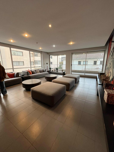 Arriendo Full Amoblado Ponientes 2d 2 B Año Corrido