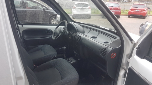 Imagen 8 de 10 de Renault Kangoo 2015 1.5 Furgon Ph3 Confort 5as Lc