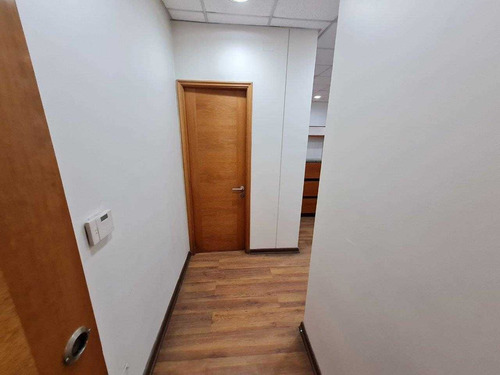 Imagen 1 de 14 de Venta Gran Oficina Las Condes