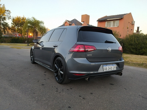 Imagen 4 de 13 de Volkswagen Golf 2017 2.0 Gti Tsi App Connect + Cuero