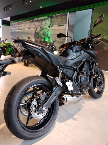Kawasaki Z650 Preta 0km Modelo 2021 - 3