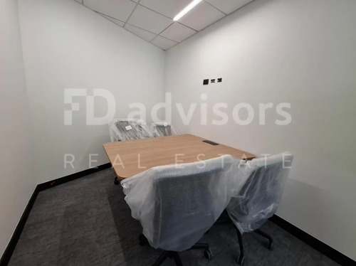 Oficina Amoblada En Open Plan + Privados - Providencia