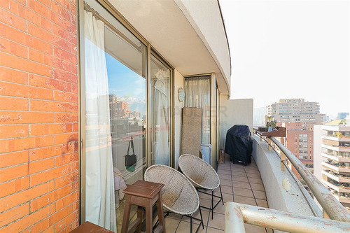 Departamento En Venta De 1 Dorm. En Las Condes