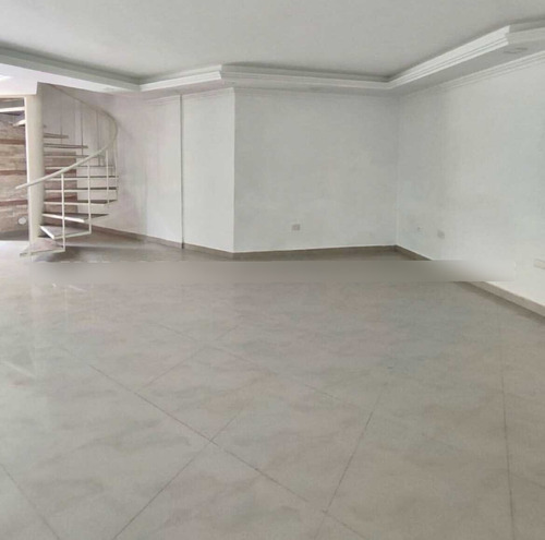Imagen 4 de 12 de En Venta Townhouse En Playa Grande Catia La Mar Estado La Guaira Ref 006 - 389
