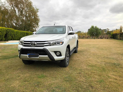 Toyota Hilux 2.8 Cd Srx 177cv 4x4 At 2016
