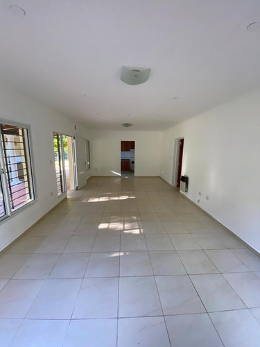 Imagen 6 de 27 de Venta Casa De 3 Dormitorios Con Pileta