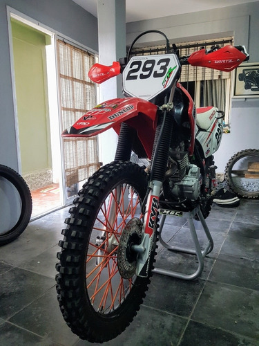 Honda Tornado