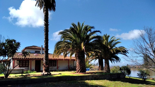 Parcela Con Orilla De Lago Y Muelle Sector Bahía Chila Rapel