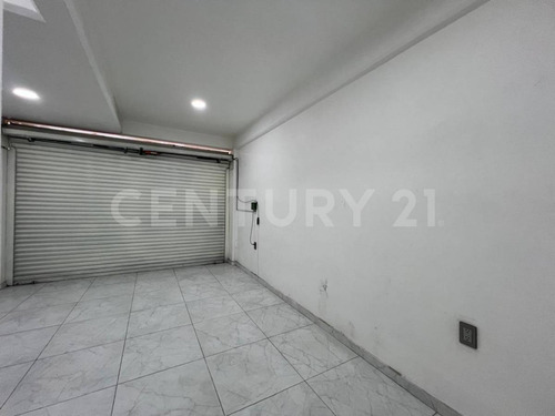 Renta De Local En Av 5 Mz 26 Lt 90 No. 92, Col Modelo, Nezahualcóyotl.