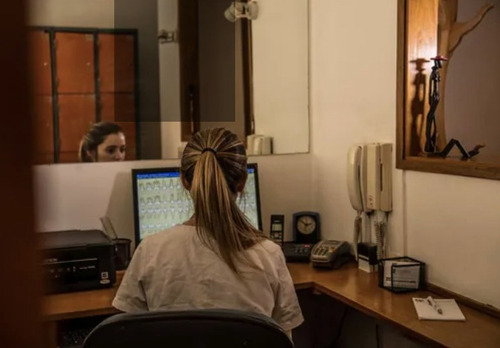Imagen 3 de 5 de Se Alquila Consultorio Odontológico Centro De Montevideo