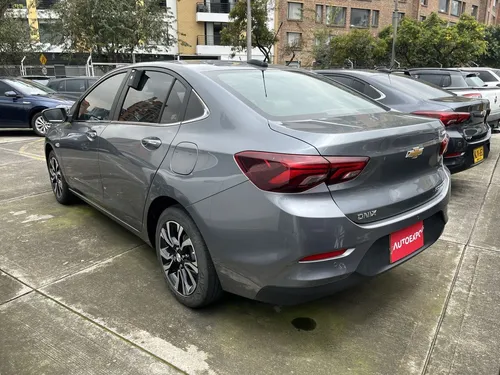 Chevrolet Onix PREMIER TURBO SEC 1,0