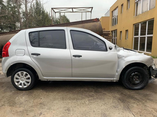 Imagen 4 de 5 de Renault Sandero Authentique Pack I 2012