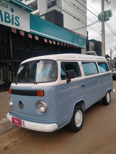 Volkswagen Kombi 1.6 Std 3p Gasolina 2003